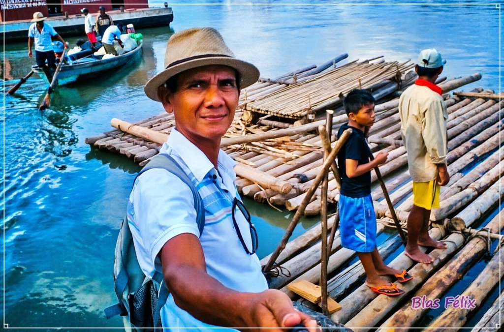 Blas Felix viajando por la amazonia del Perú y Brasil